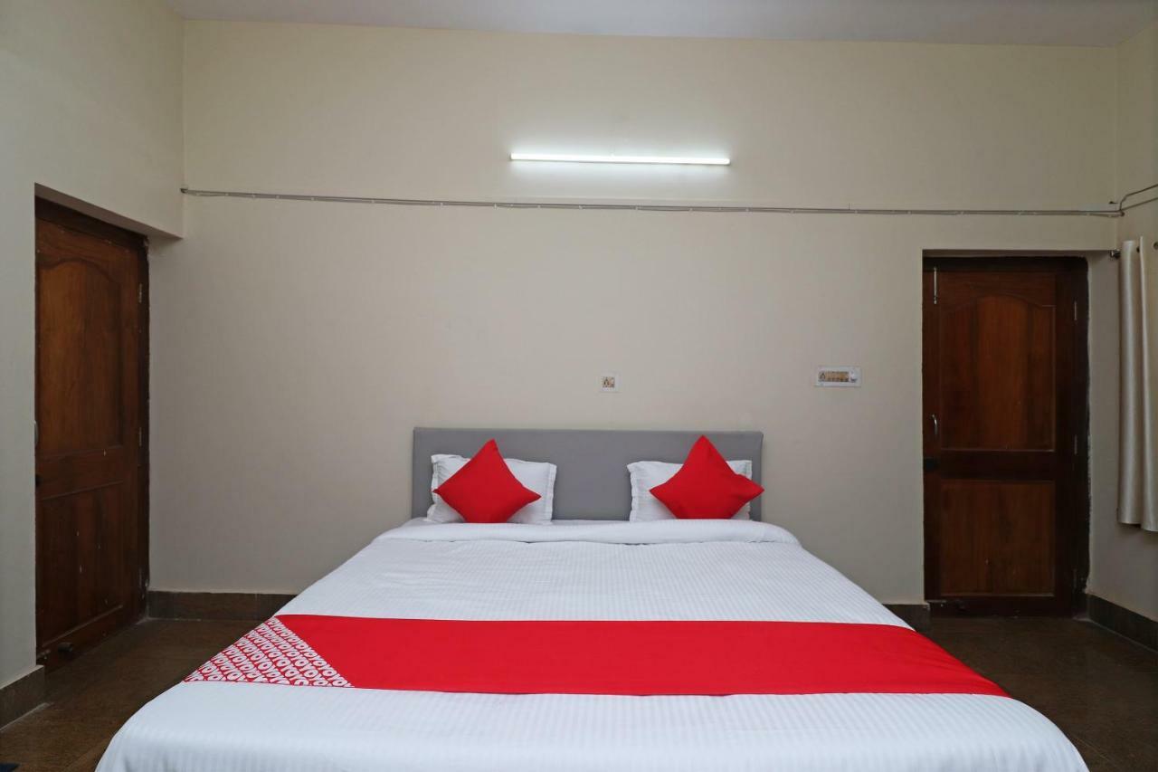 Oyo 29205 Pride Hotel